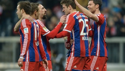  弗赖堡队长百场里程碑献礼  