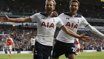  哈兰德连续五轮破门势不可挡  