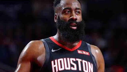  哈登20+15+10快船大胜开拓者  